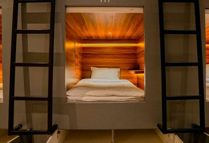 اتاق اکونومی یک تخته, Ketje Luxury Capsule Mitra Reddoorz