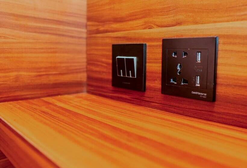 اتاق اکونومی یک تخته, Ketje Luxury Capsule Mitra Reddoorz