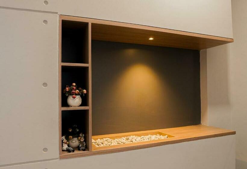 اتاق اکونومی یک تخته, Ketje Luxury Capsule Mitra Reddoorz