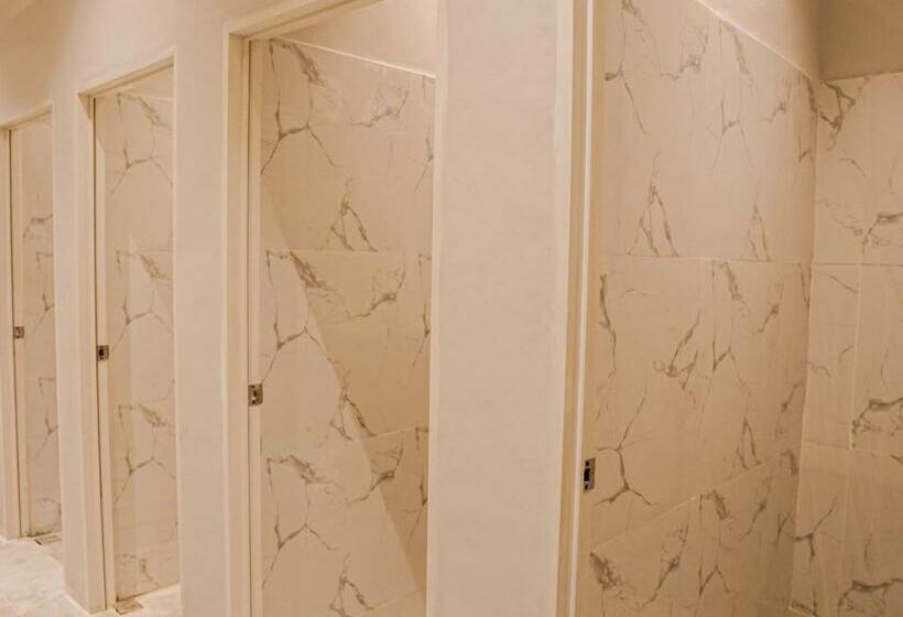 اتاق اکونومی یک تخته, Ketje Luxury Capsule Mitra Reddoorz