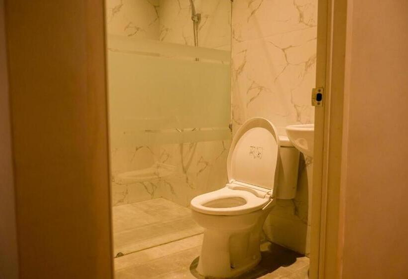 اتاق لوکس, Ketje Luxury Capsule Mitra Reddoorz