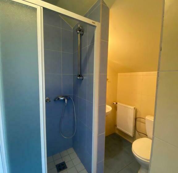 غرفة قياسية, Chata Jahodná