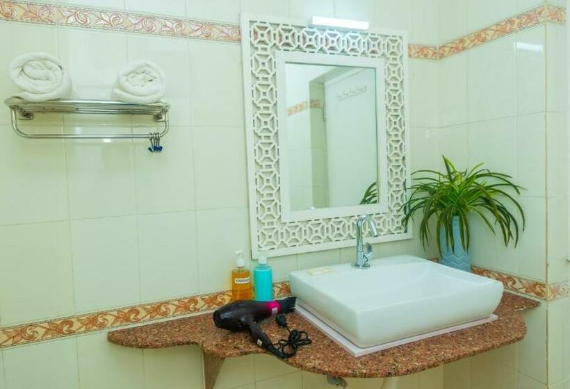 اتاق لوکس, Lillywoods Nv Beach Resort