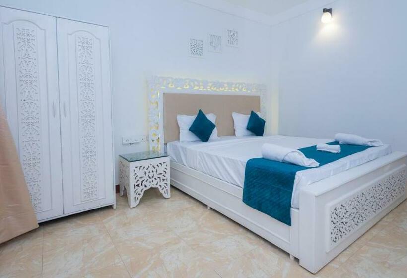 اتاق سوپریور با تخت بزرگ, Lillywoods Nv Beach Resort