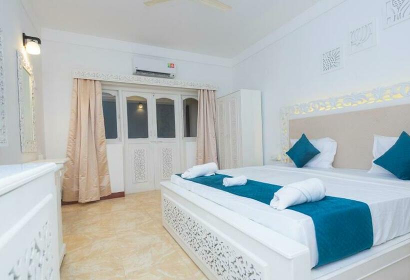 اتاق سوپریور با تخت بزرگ, Lillywoods Nv Beach Resort