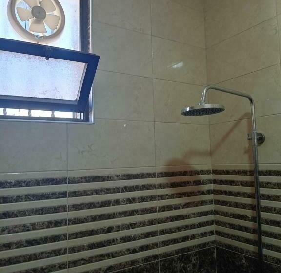 اتاق لوکس سه تخته, Abm20