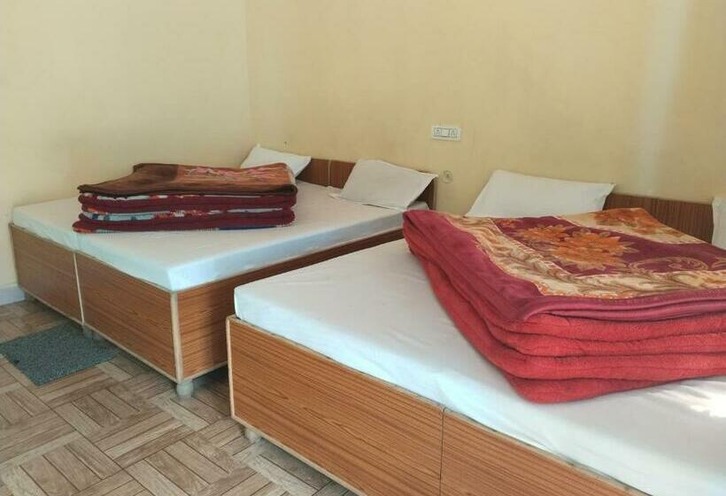 スタンダードトリプルルーム, King Of Himalaya Homestay