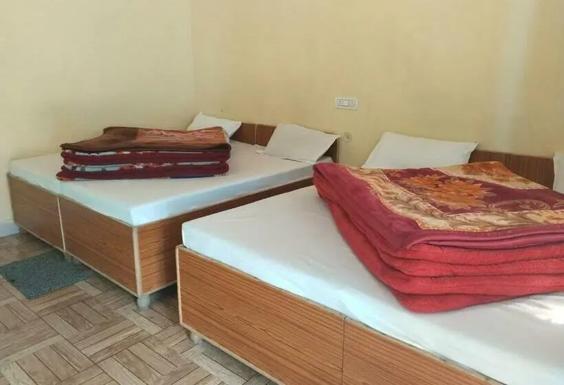 Standard Kolmen Hengen Huone, King Of Himalaya Homestay
