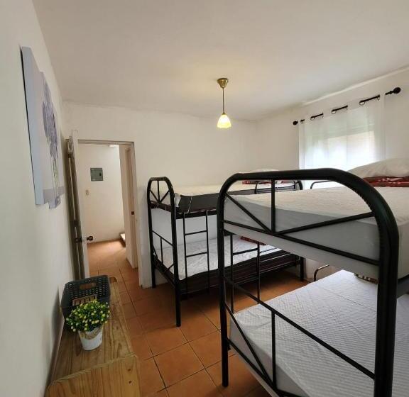 Economy Quadruple Room, Monte Alto Hospedaje Eventos Y Mas