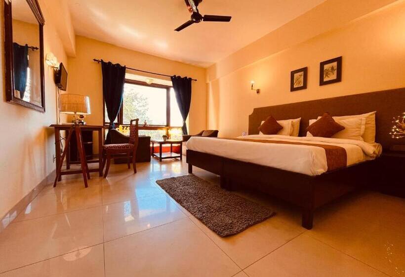 غرفة قياسية, River Grand Lodge