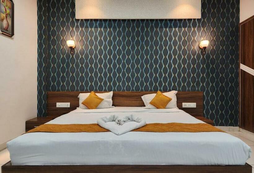 标准间, Sai Residency Morbi