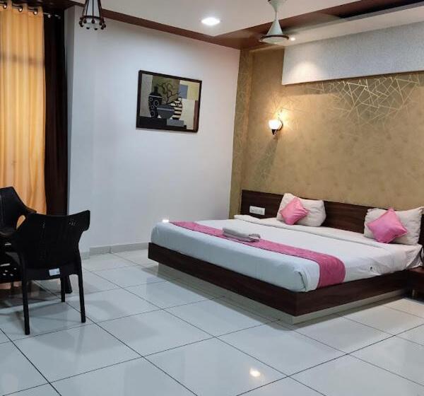 Люкс Повышенной Комфортности, Sai Residency Morbi