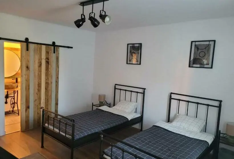 Pokój Standard, Casa Ladis