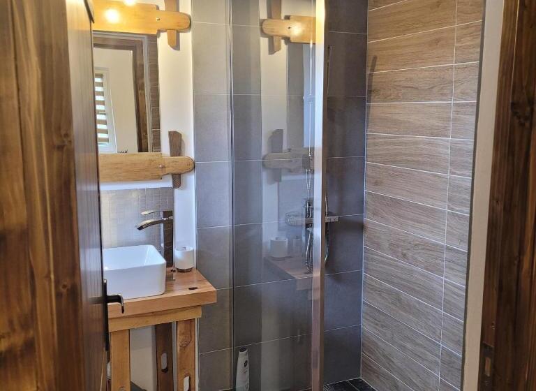 Апартаменты 2 Спальни, Casa Ladis