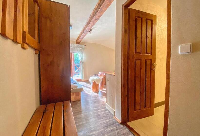 Háromágyas Standard Szoba, Hospůdka Pod Rablinů