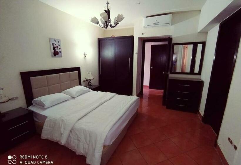 کلبه ییلاقی, Porto El Sokhna Pyramids Family Only