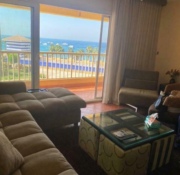 کلبه ییلاقی, Porto El Sokhna Pyramids Family Only