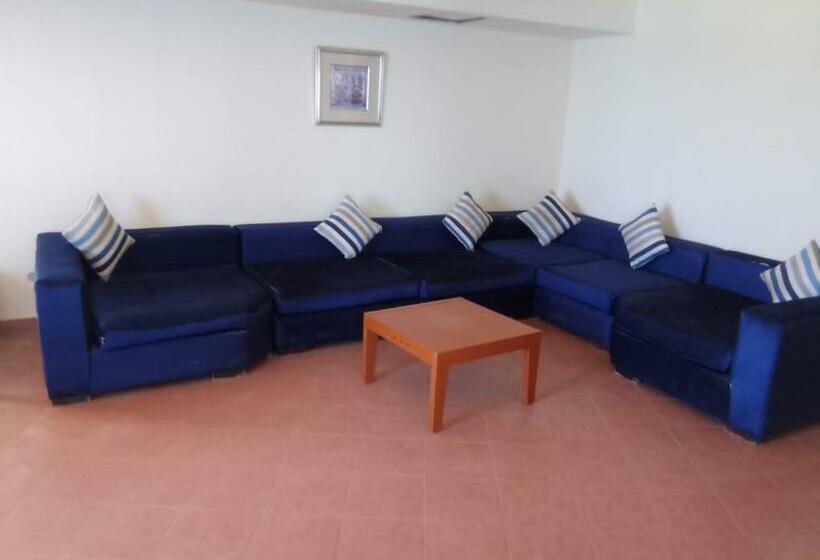 1 Bedroom Penthouse Apartment, Porto El Sokhna Pyramids Family Only