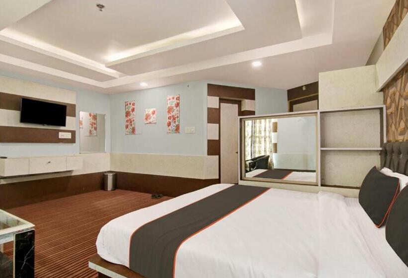 豪华三人间, Oyo Flagship The Manali Nomads