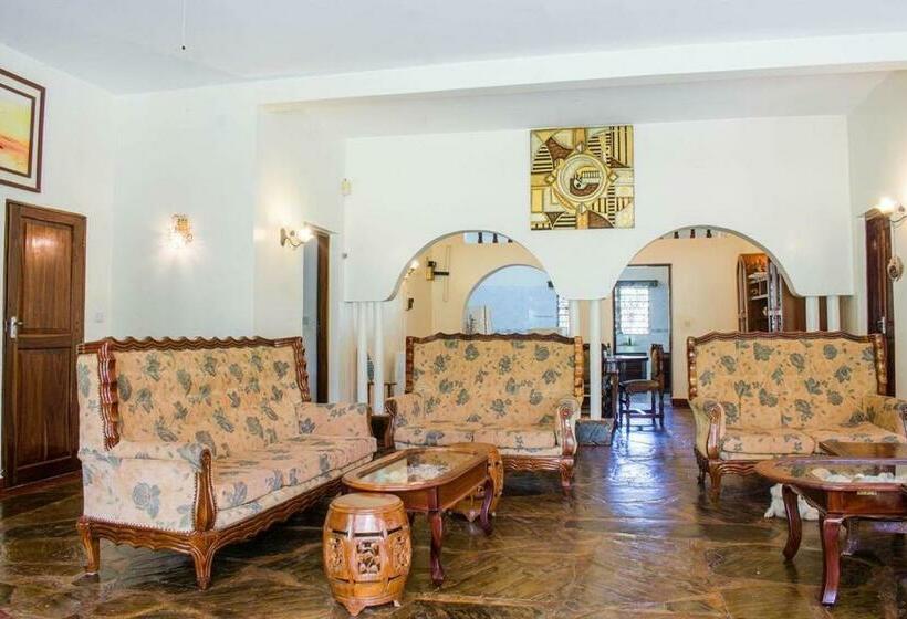 ویلای سوپریور 1 خوابه, Kijanii Cottages Diani Beach