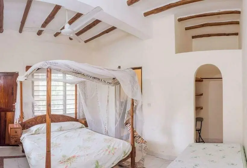 ویلای سوپریور 1 خوابه, Kijanii Cottages Diani Beach