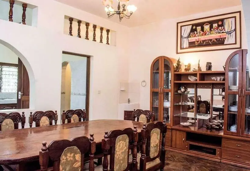 ویلای سوپریور 1 خوابه, Kijanii Cottages Diani Beach