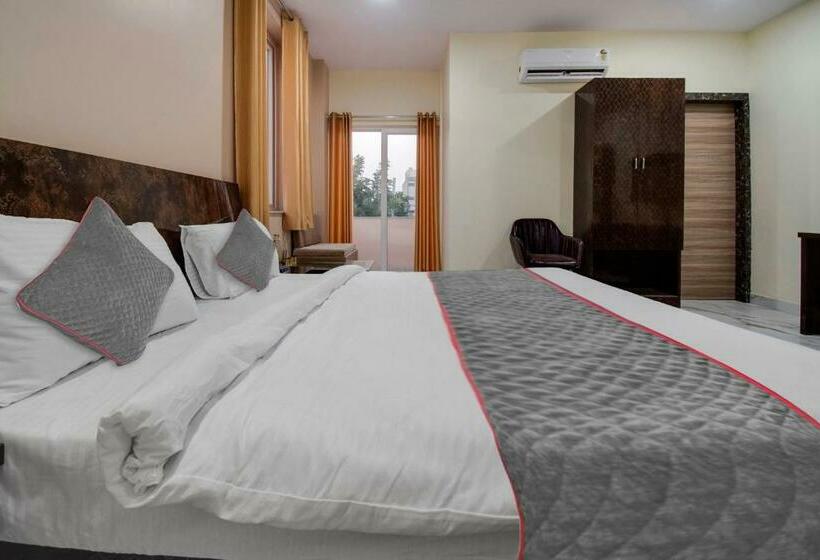 اتاق سوپریور, Super Townhouse Mansarovar Formerly Palm Tree