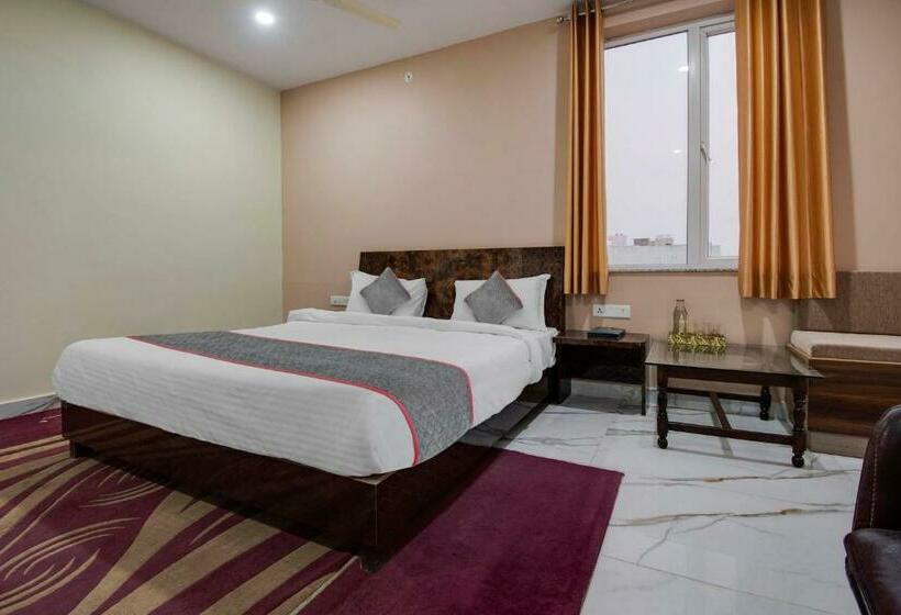 اتاق کلاسیک سه تخته, Super Townhouse Mansarovar Formerly Palm Tree