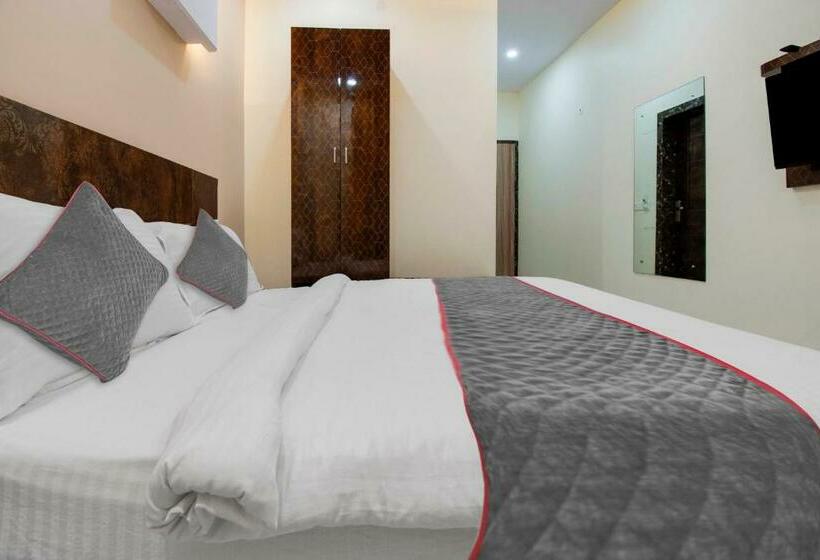 اتاق کلاسیک سه تخته, Super Townhouse Mansarovar Formerly Palm Tree