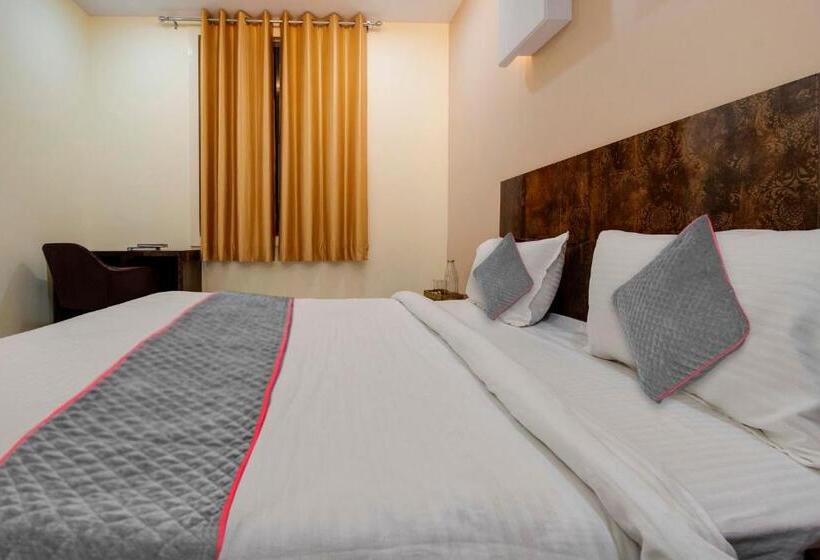 اتاق کلاسیک سه تخته, Super Townhouse Mansarovar Formerly Palm Tree