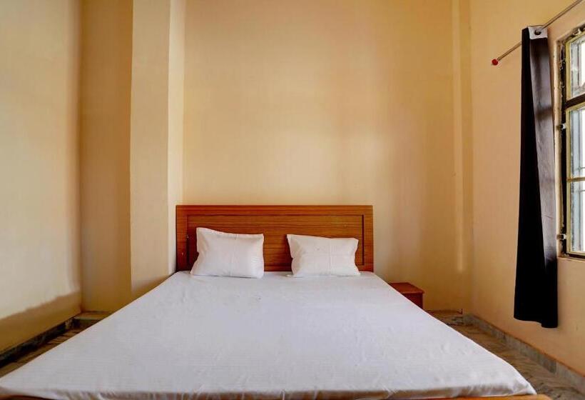 غرفة ديلوكس ثلاثية, Oyo Uttam Haveli