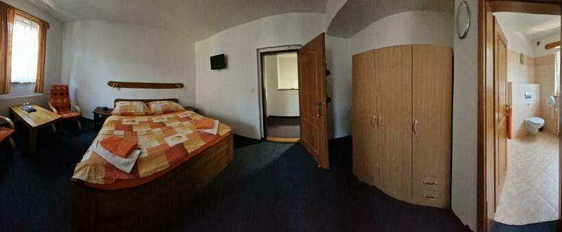 חדר סטנדרט, Penzion švýcarský Dvůr