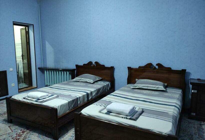 اتاق استاندارد, Real Tashkent