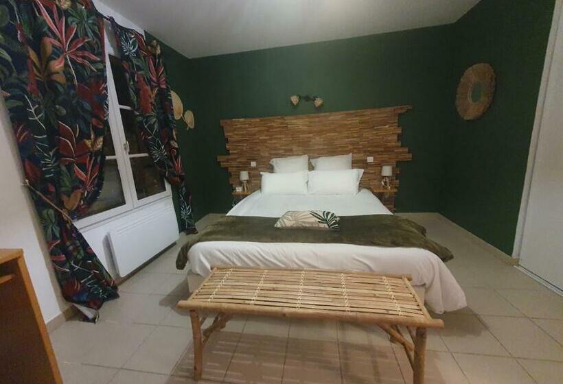 חדר סטנדרט, L Evasion