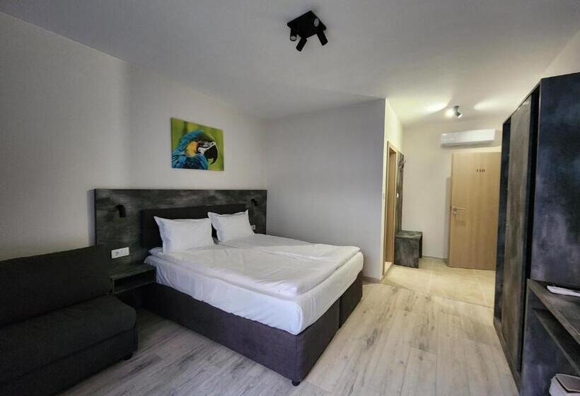 스탠다드 발코니 룸, Lotus