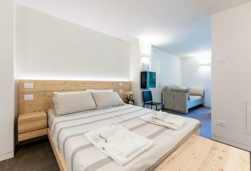Полулюкс Одноместный с Террасой, Agriturismo Scraleca