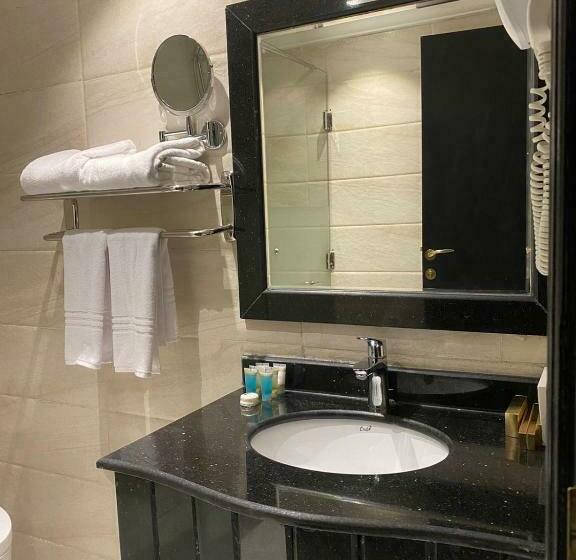 Deluxe Kamer met Kingsize Bed, فندق بلفيو بارك رويال Bellevue Park Royal