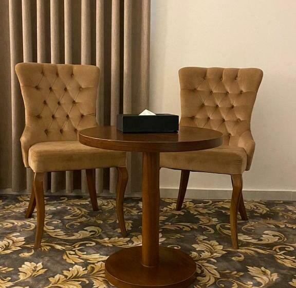 Appartement met 2 Slaapkamers, فندق بلفيو بارك رويال Bellevue Park Royal