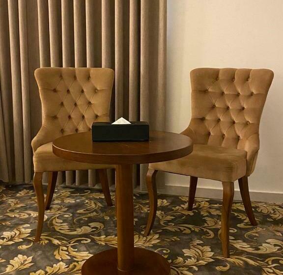 Appartement met 2 Slaapkamers, فندق بلفيو بارك رويال Bellevue Park Royal