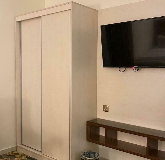 Appartement met 3 Slaapkamers, فندق بلفيو بارك رويال Bellevue Park Royal