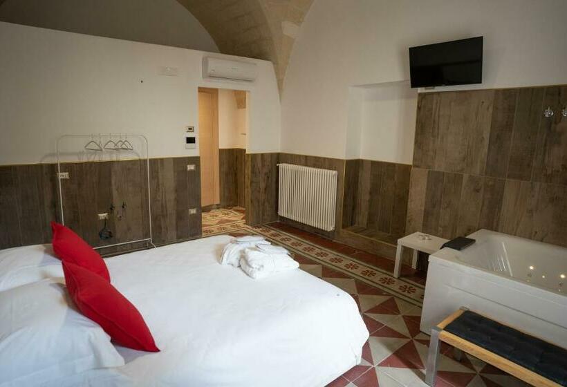 חדר סטנדרט עם ג'קוזי, Cala Baby Accommodation