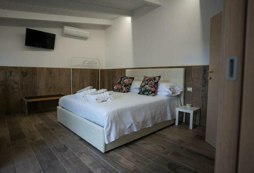 חדר סטנדרט עם ג'קוזי, Cala Baby Accommodation