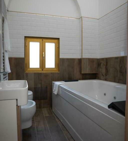 חדר סטנדרט עם ג'קוזי, Cala Baby Accommodation