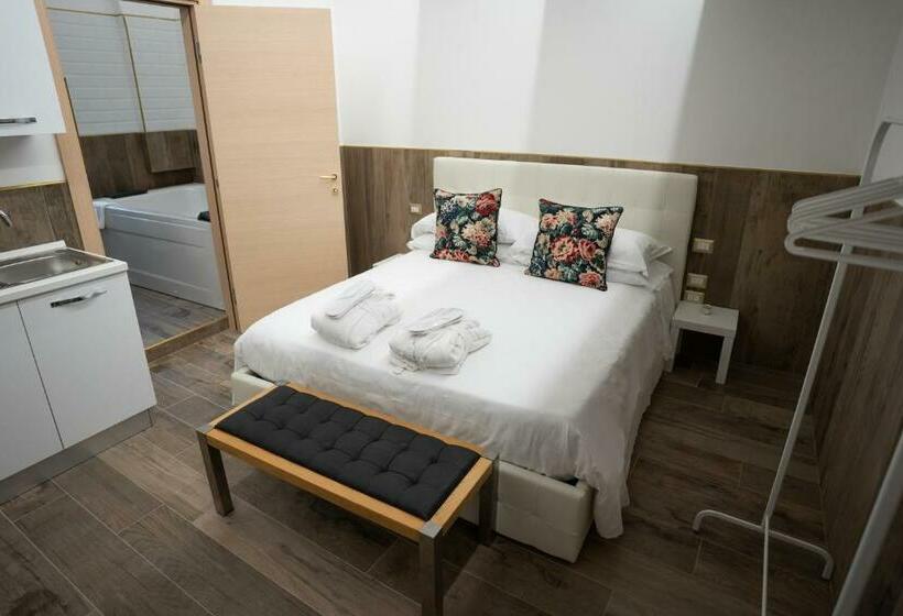 חדר סטנדרט עם ג'קוזי, Cala Baby Accommodation