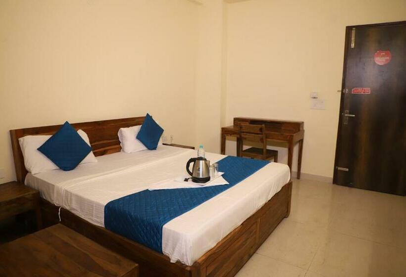 חדר דלוקס, The York