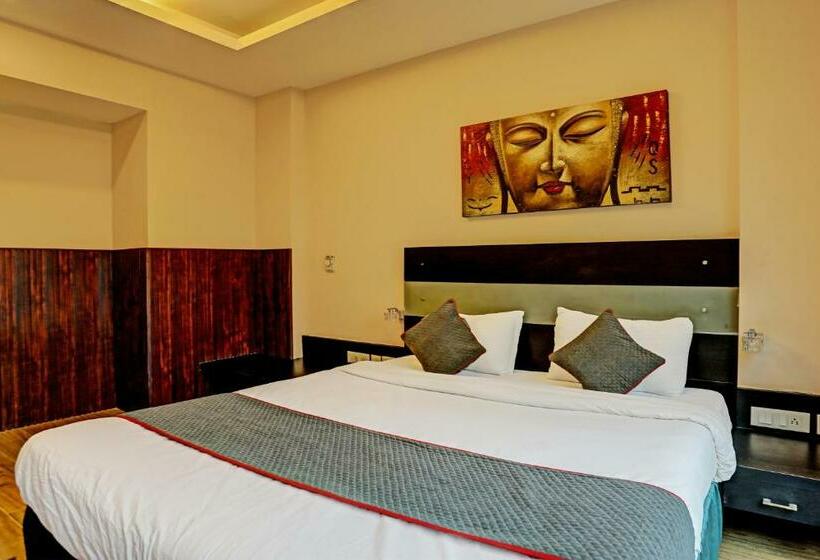 Üç Kişilik Klasik oda, Townhouse Tipsyy Inn 16