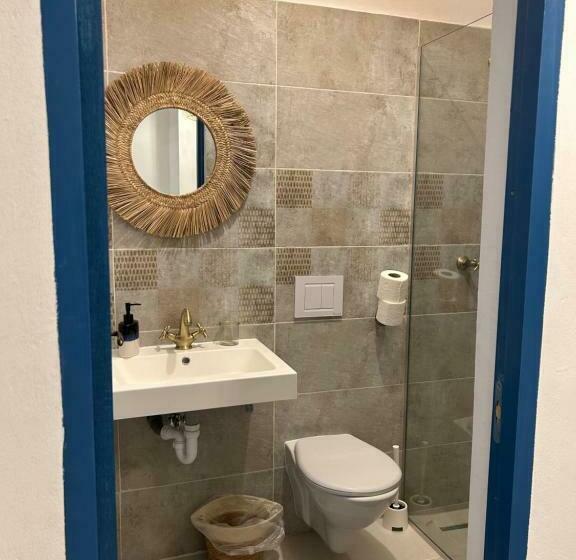 اتاق لوکس, Vadooinn