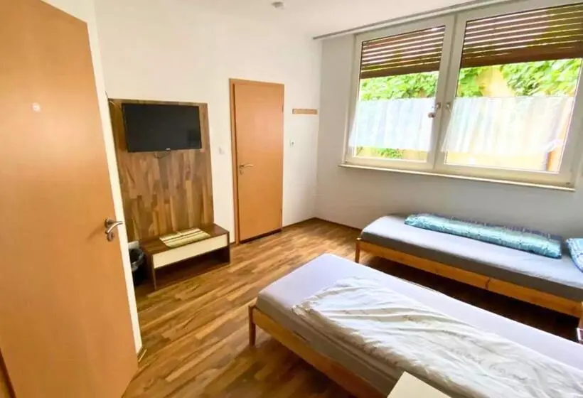スタンダードルーム, 4rent Apartments   Boardinghouse