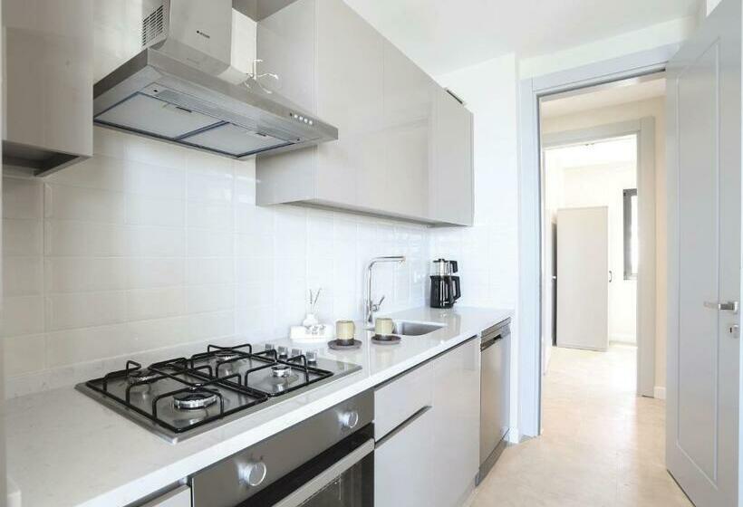 סוויטה, Kaktus Suites