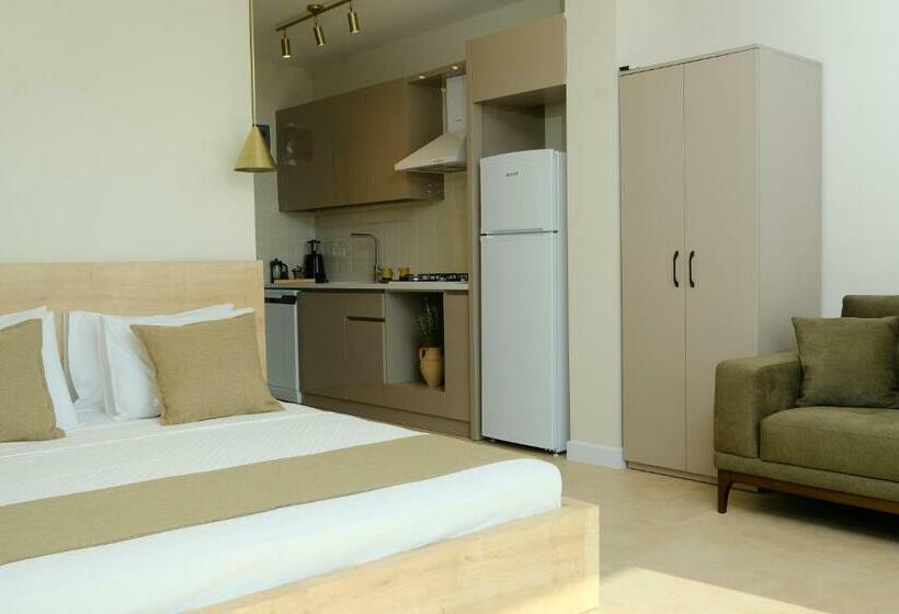 סוויטה דלוקס, Kaktus Suites